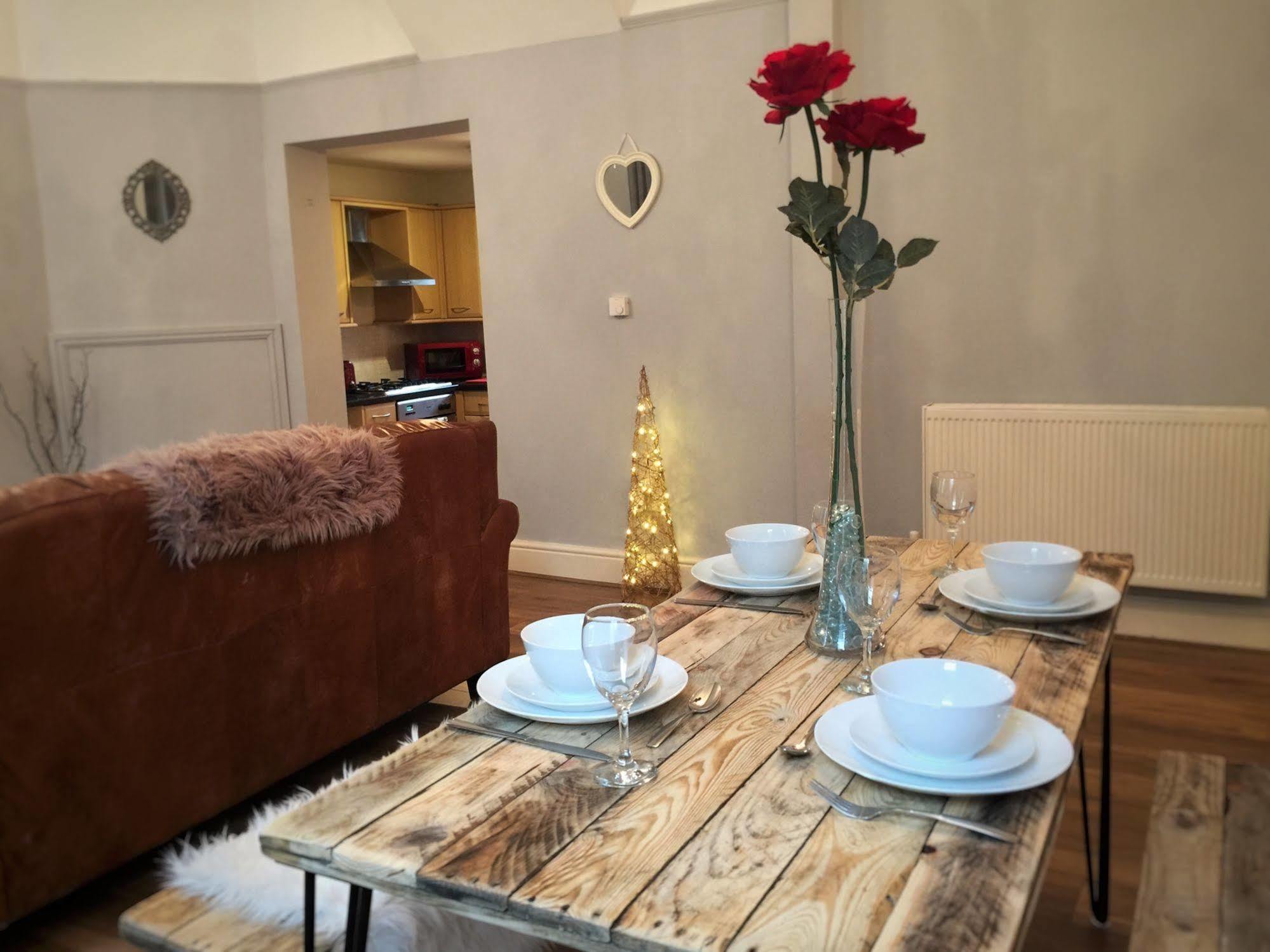 The Abberley Apartment - Stay Worcestershire Esterno foto