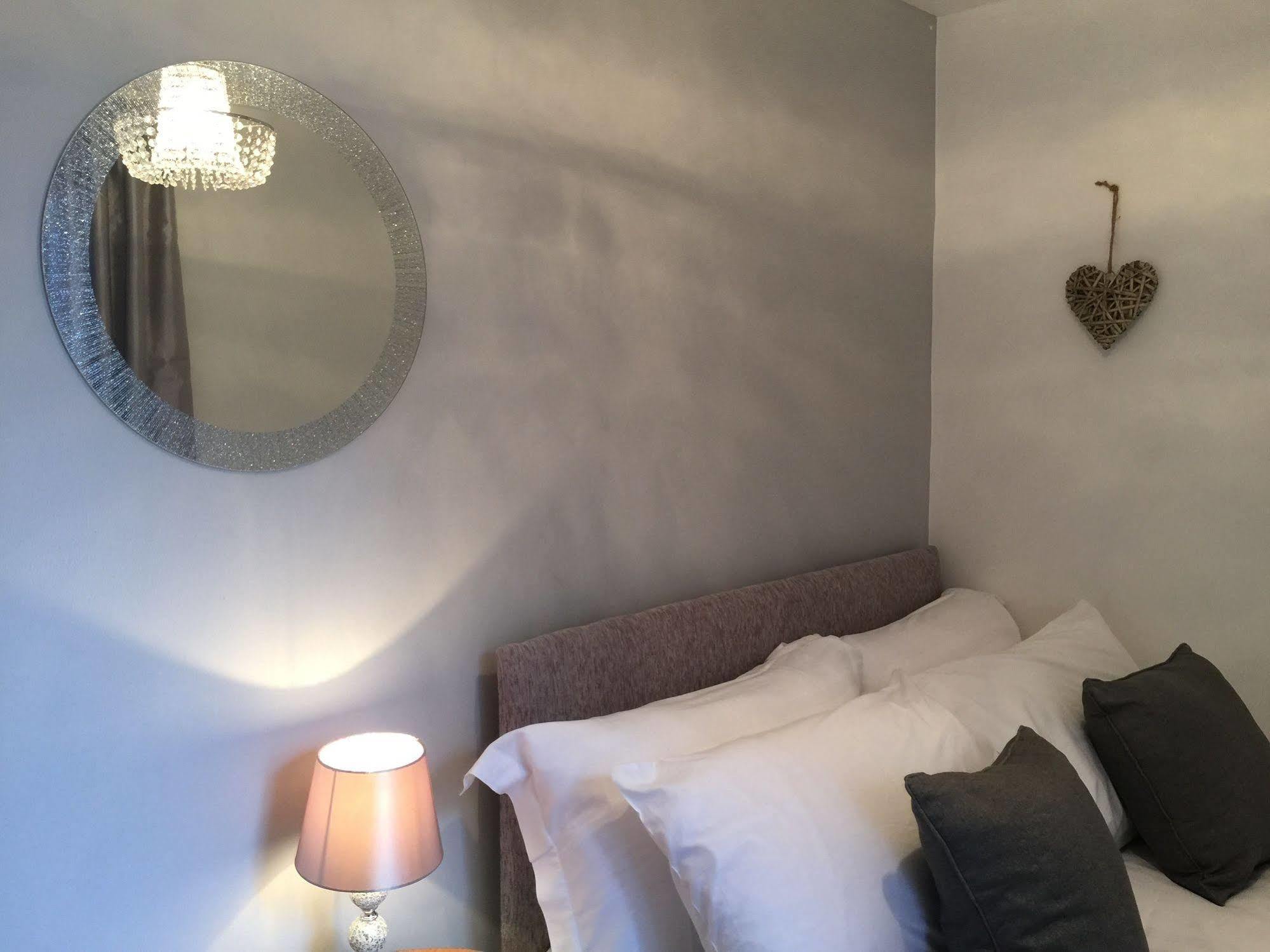 The Abberley Apartment - Stay Worcestershire Esterno foto